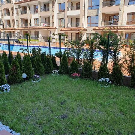 Sarafovo Sea Star Apartman Burgasz Kültér fotó